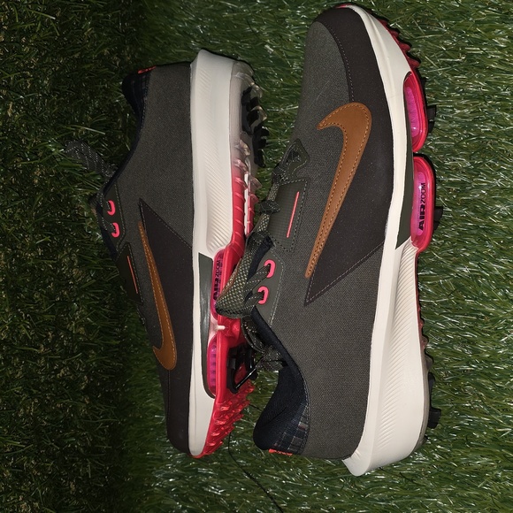 Nike Air Zoom Infinity Tour 2 NRG golf shoes \